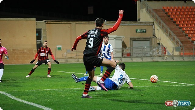 בוארון עם כדור הרוחב (עדי מלול)